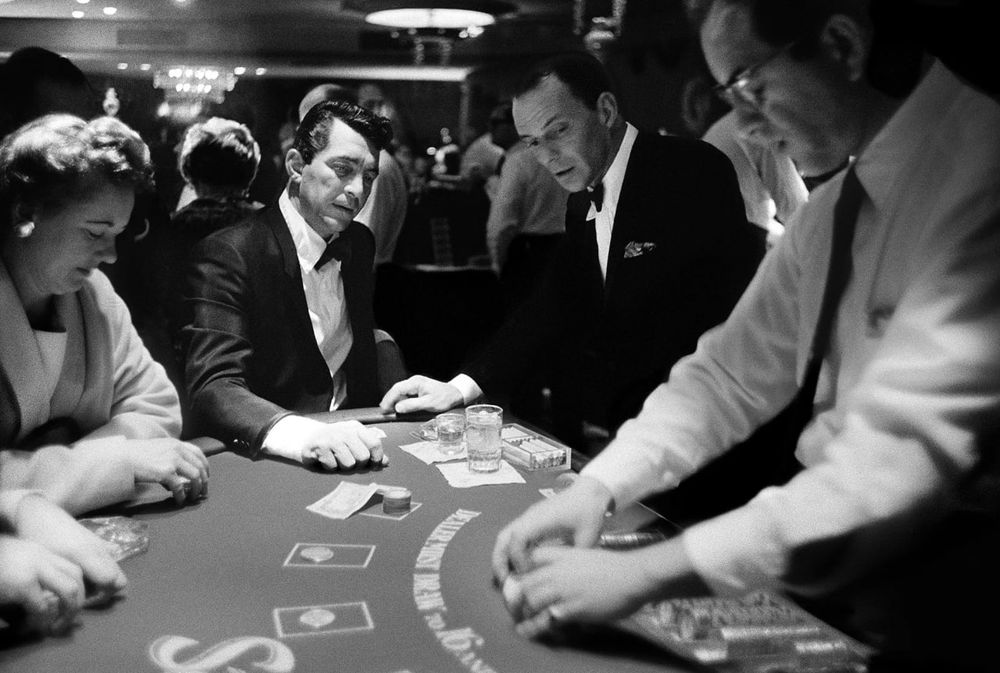 hhpoker正版官网客服高端德州扑克界面